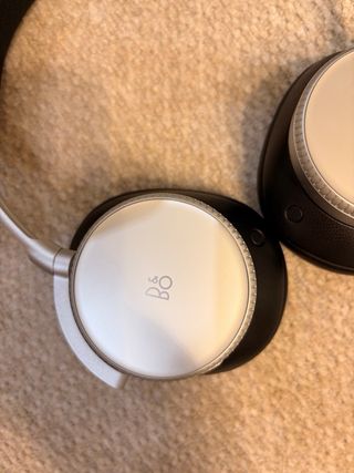 Auriculares Bang & Olufsen H100