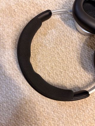 Auriculares Bang & Olufsen H100