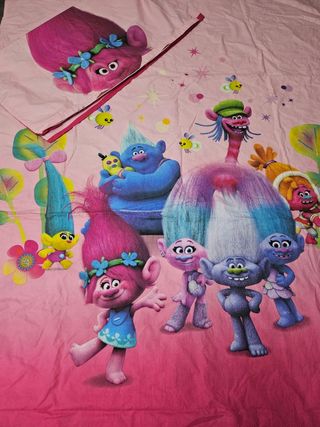 Funda Nórdica Trolls 190x130 cm Nueva. Sin usar.