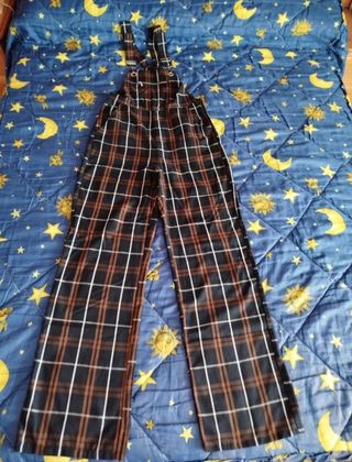 Lote Peto de Stradivarius y Pantalón de Zara