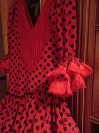 Traje de flamenca rojo lunares