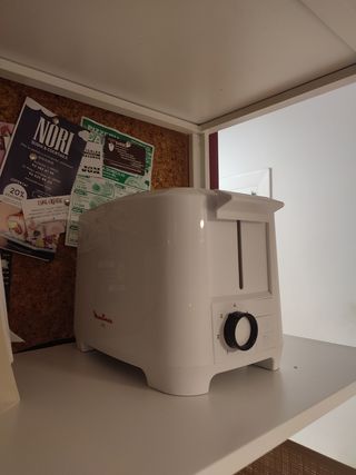 Tostadora blanca Moulinex