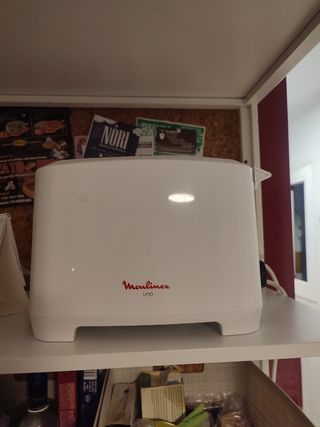 Tostadora blanca Moulinex