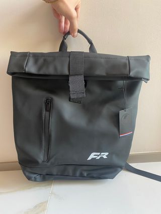 Mochila Olliver Abbot Negra