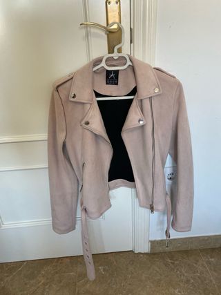 Cazadora de ante rosa mujer