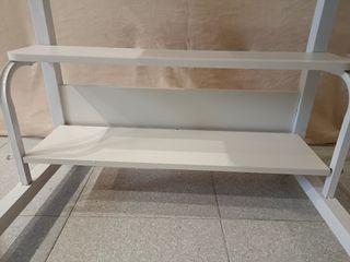 Mesa de ordenador ajustable