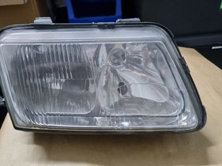 Faro Audi A3 8L Derecho