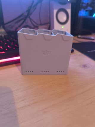 DJI Mini 3 Pro Drone con Mando y Baterías