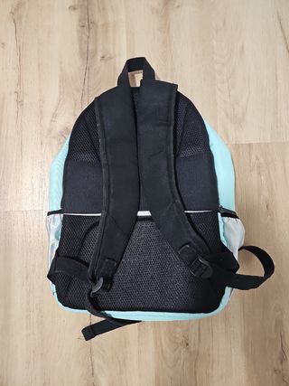 Mochila Mr. Wonderful, muy buen estado.