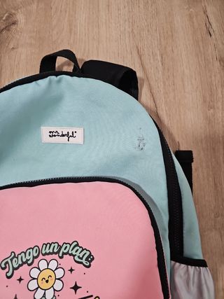 Mochila Mr. Wonderful, muy buen estado.