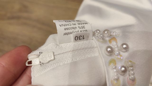 Lote 2 vestidos comunión/boda 6-7 y 8-9 años