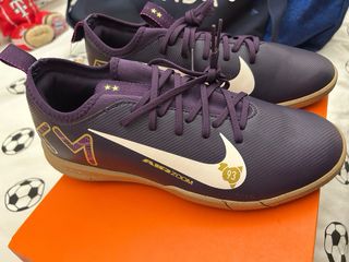 Zapatillas Fútbol Sala Niño Mbappé Nike Morado