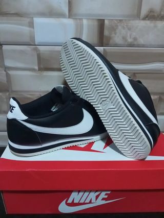  Nike Cortez T 42.5