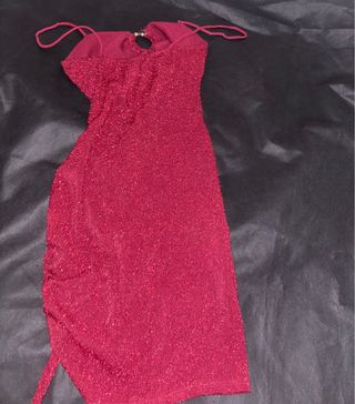 Vestido fiesta rojo brillante