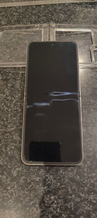 Samsung Galaxy Z Flip6 SM-F741B