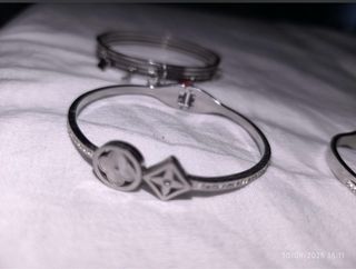 Pulsera Louis Vuitton Plateada