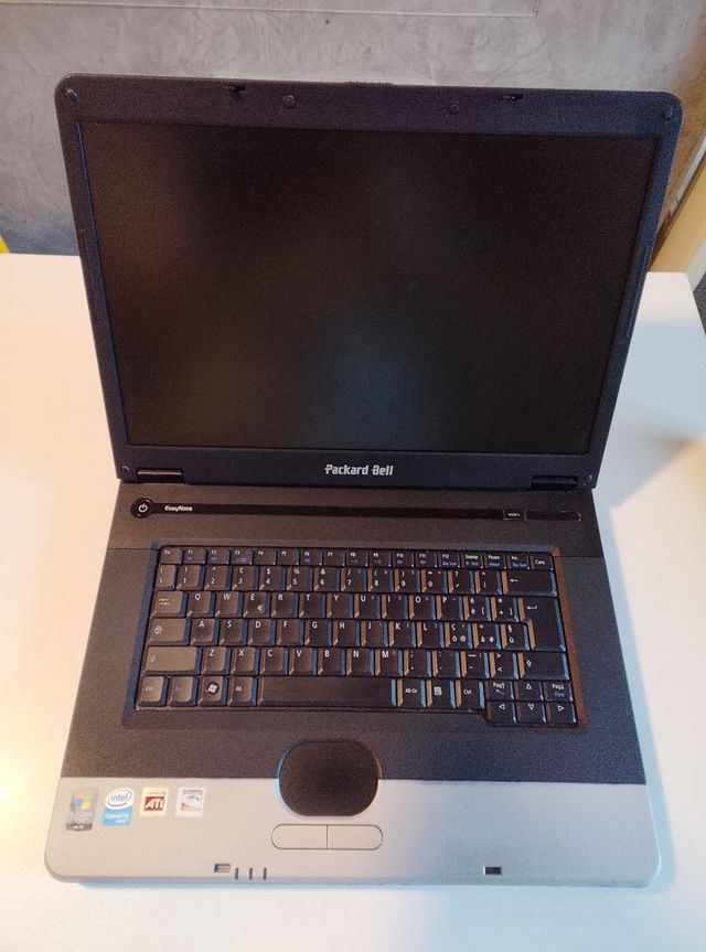 Packard Bell EasyNote Funzionante + Borsa