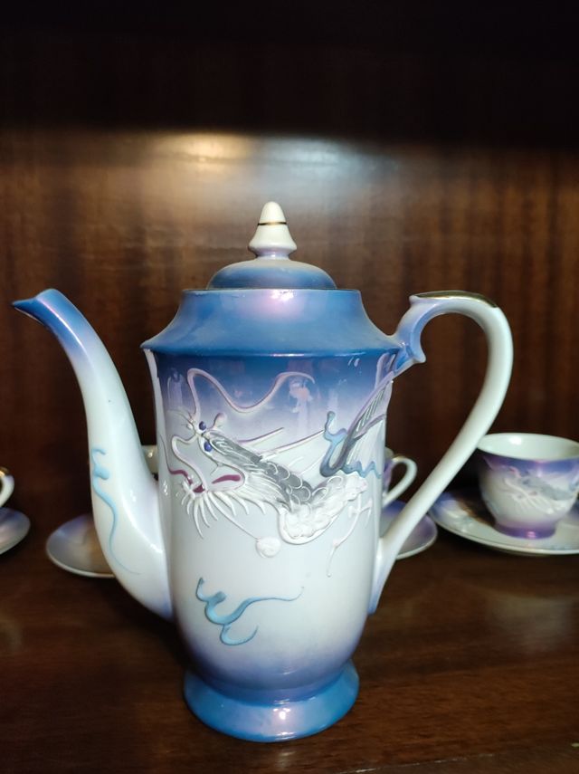 Conjunto de chá de dragão em porcelana japonesa