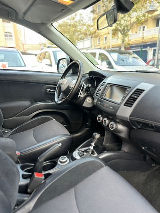 Citroen C-Crosser 2011