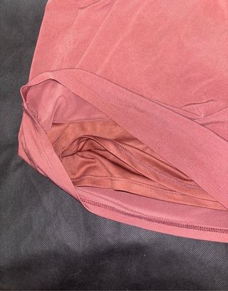 Vestido marrón halter fruncido