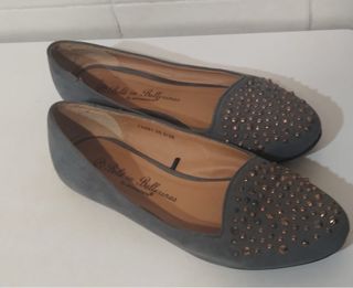 Bailarinas grises y multicolor