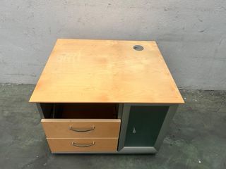 Despacho completo con vitrina de 200cm