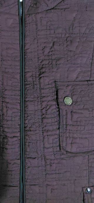 Chaqueta entallada de mujer de Adolfo Domínguez.