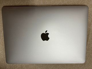 MacBook Pro 13” (2016) Plata en estado impecable 