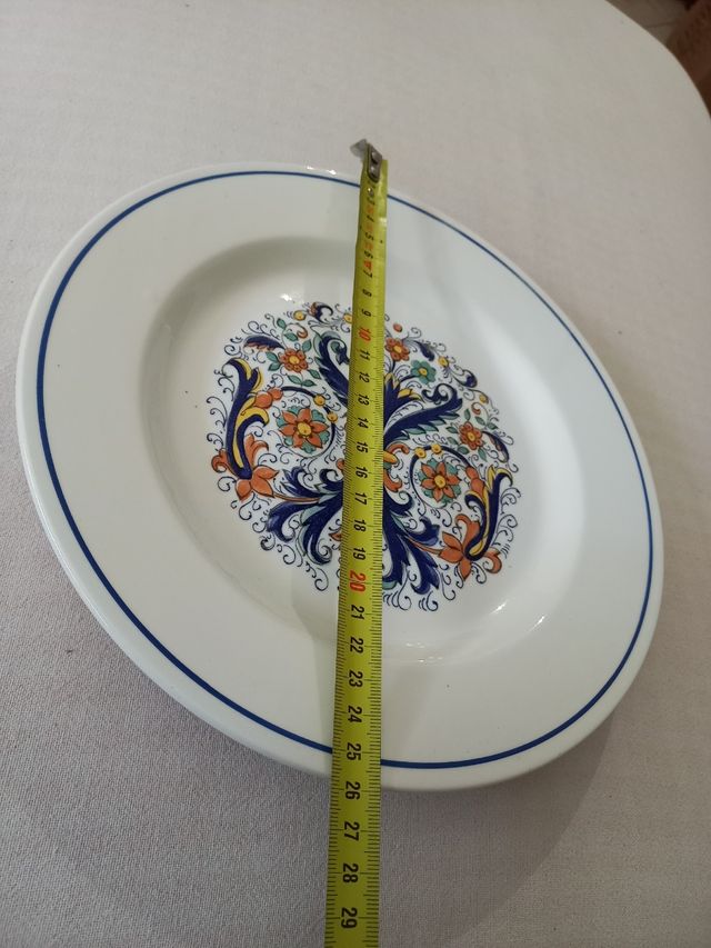 Piatto decorativo in ceramica diametro cm.26