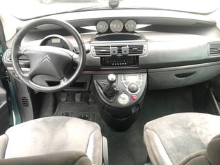 Citroen C8