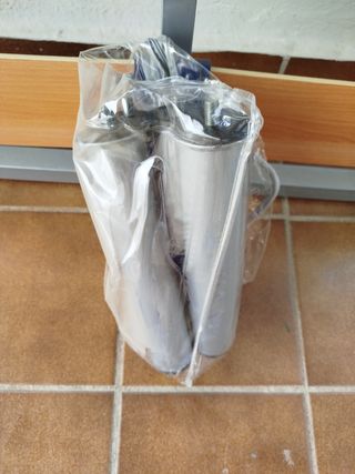 Somier y colchón de 105cm x 190cm.