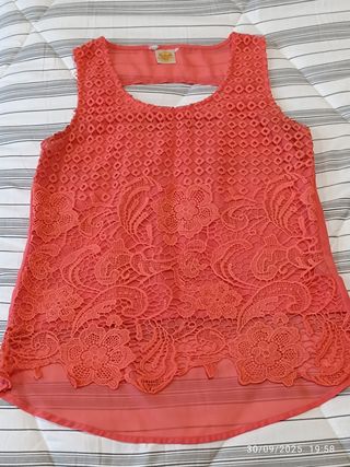 Blusa encaje coral talla S
