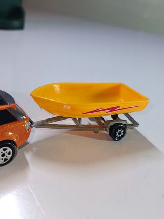 RANGE ROVER STORMER + REMOLQUE CON LANCHA 1/64 