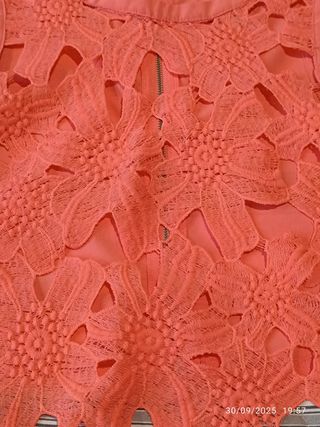 Top Coral Encaje Talla S