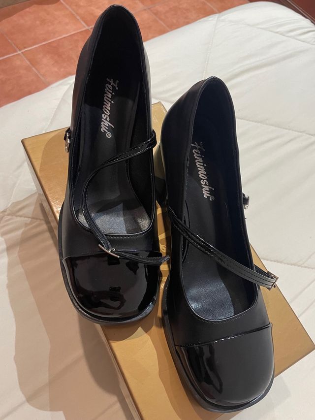 Tacones Feinimoshu Negros Mujer