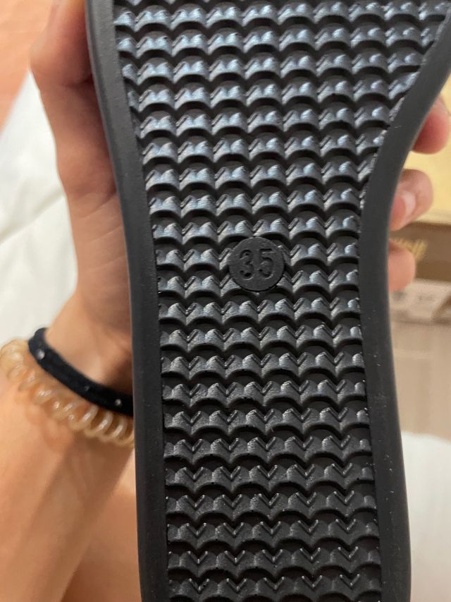 Tacones de mujer negros