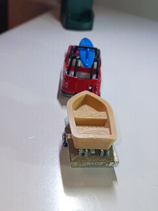 RENAULT 4 JP4 CON KAYAK Y REMOLQUE CON BARCA 1/64 