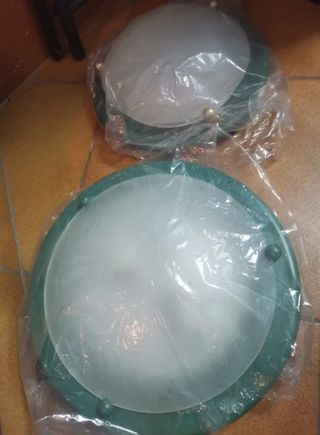 Lámparas de plafón verdes y transparentes
