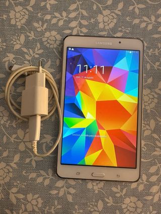 Tablet Samsung SM-T230 Blanca