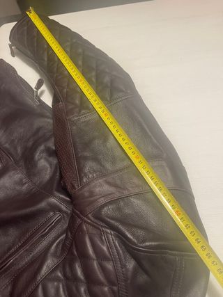 Cazadora de piel Triumph
hay otro anunc. con+fotos