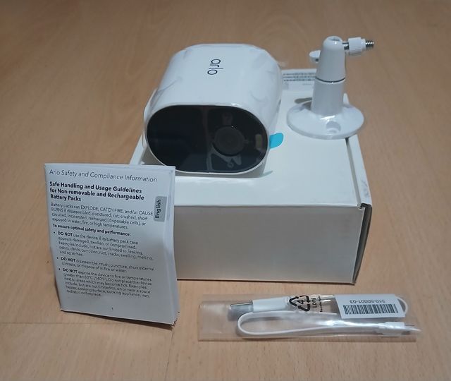 Cámara vigilancia arlo