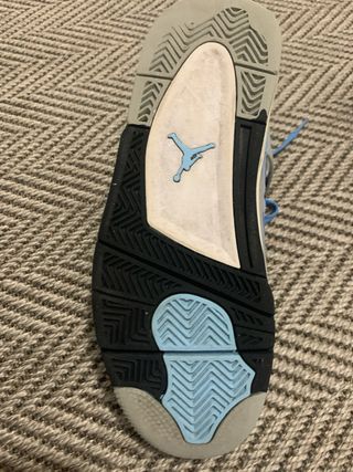 Jordan 4 Azul y Gris