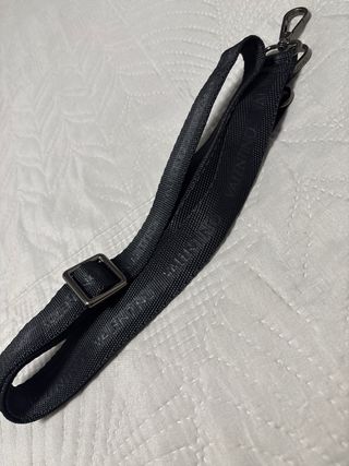 Riñonera Valentino Negra