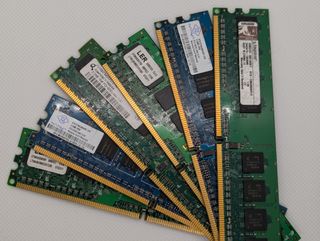 RAM DDR2 Desktop 512MB / 1GB / 2GB - Moduli usati