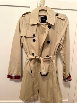 Gabardina beige Mango