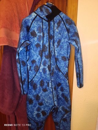 -Traje de neopreno bluecamo 3mm tallaM+ accesorios