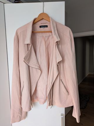Chaqueta rosa Amichi