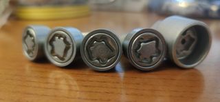 Tornillos antirrobo para coche