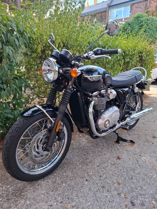 Triumph Bonneville T120 5050 km