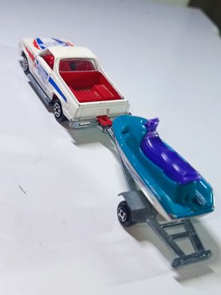 CHEVROLET EL CAMINO SS + REMOLQUE CON MOTO DE AGUA
